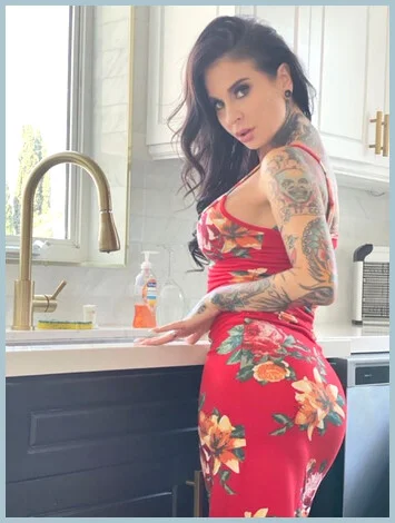 Andry lambrianou Ladys model