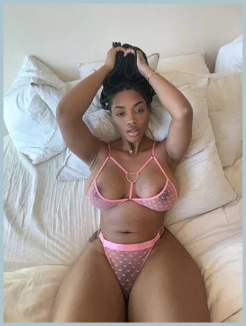 Inaya gallery photo 1