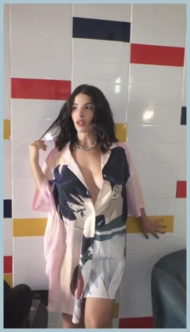 Penelope gallery photo 1