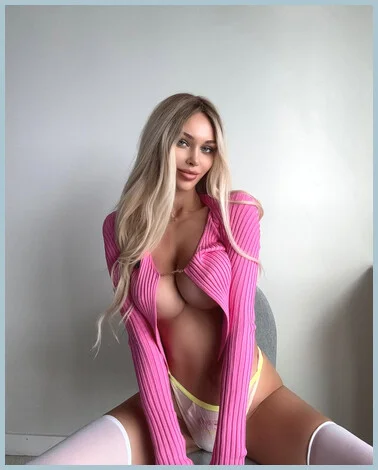 Becky Companion gallery photo 2