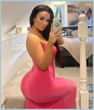 Marianne gallery photo 1