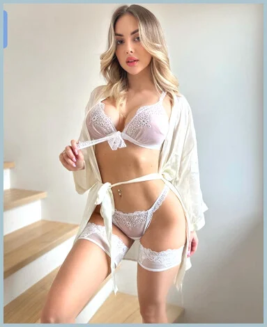 meghann helmi gallery photo 2