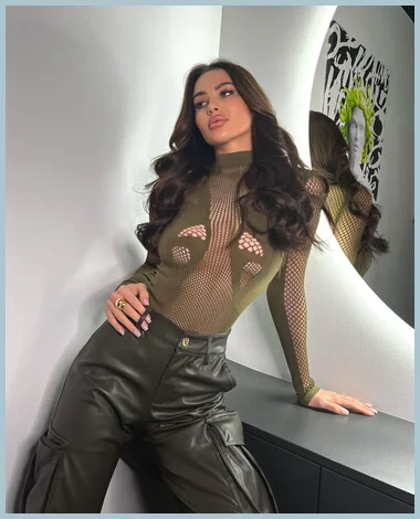 Brenda gallery photo 1