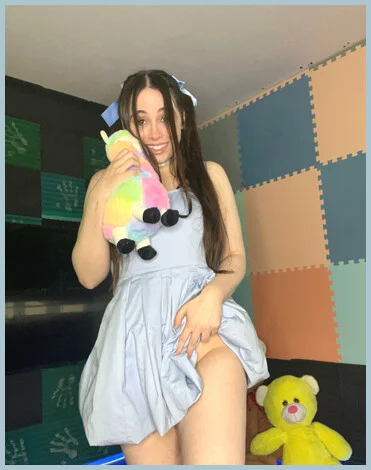 Carin gallery photo 1