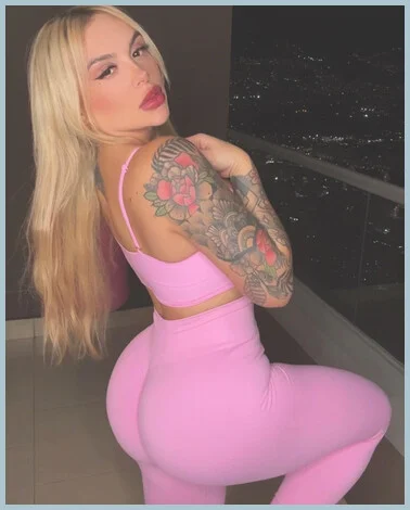 Tina Mattsson Ladys model