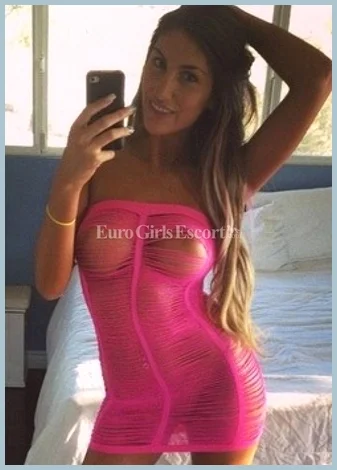 Alma-sexy gallery photo 1