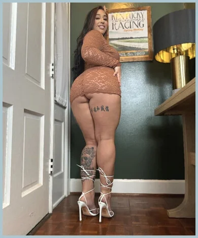 Valentina gallery photo 2