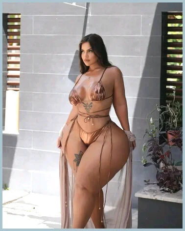 Harriet gallery photo 2