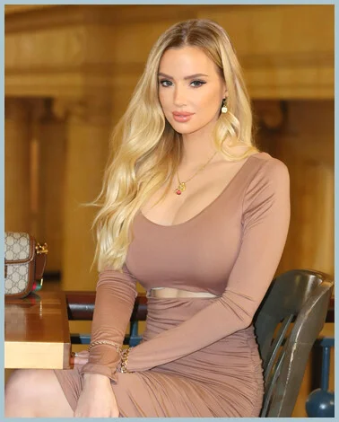 Camille gallery photo 2