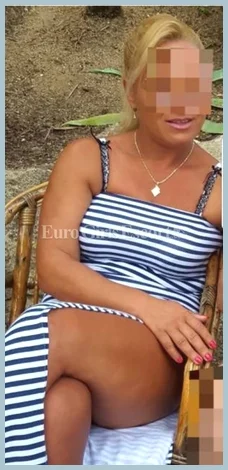 Lory gallery photo 1