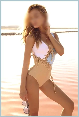 Rosaline gallery photo 2