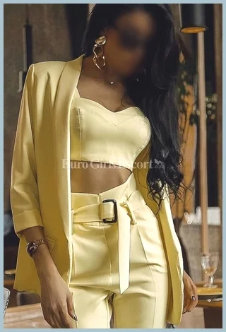 Adrianna Ladys model