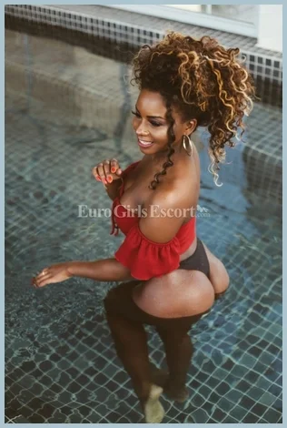 Thalyta Queiroz gallery photo 1