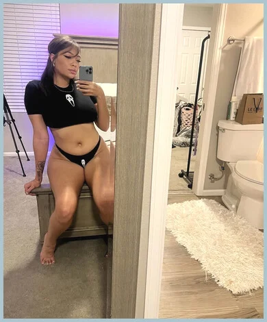 Erica gallery photo 1