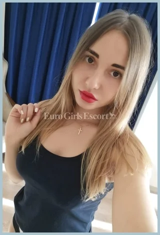 Elya , agency Elite Models Ladys model