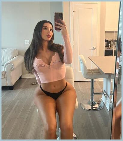 Monika gallery photo 2